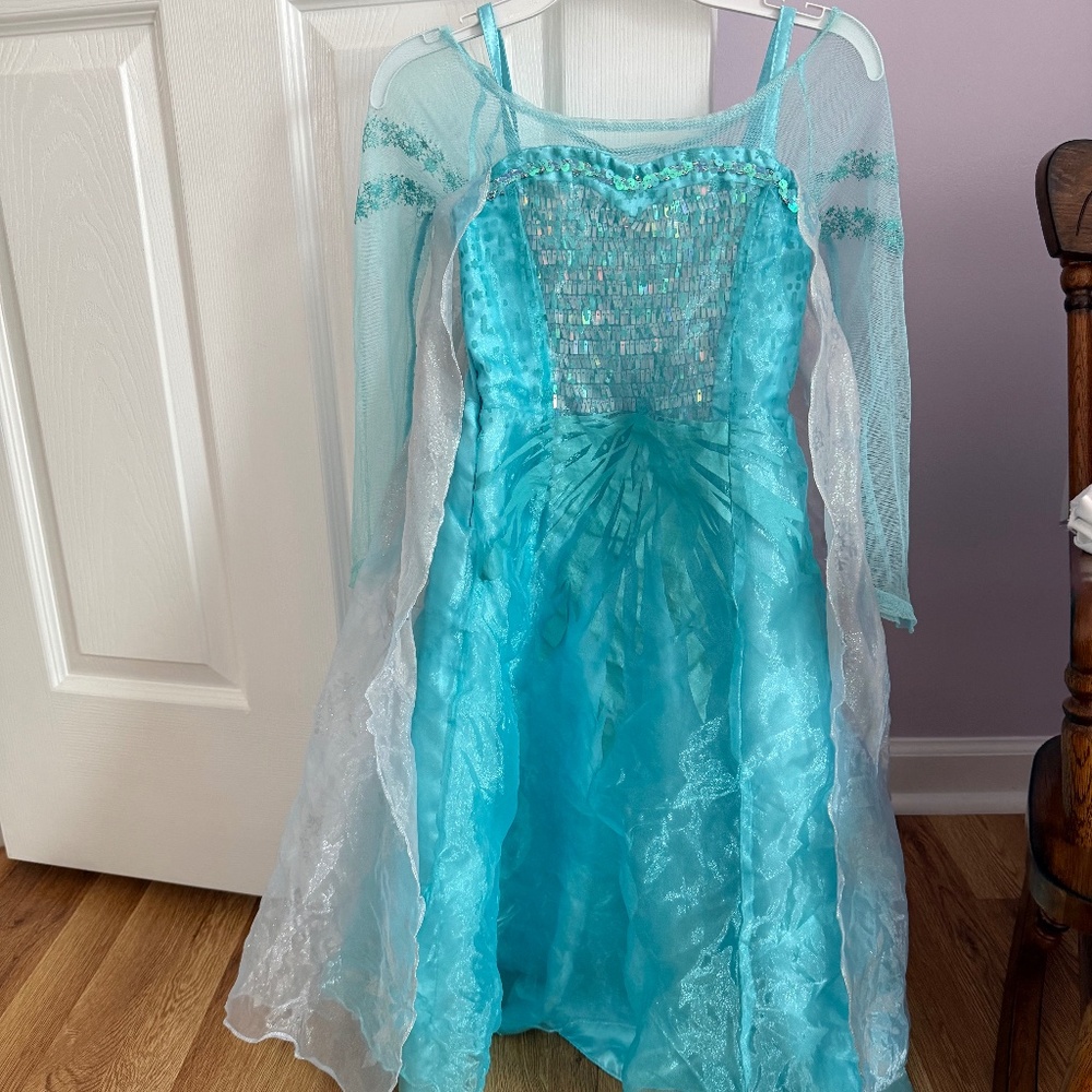 Disney Elsa dress - size 5/6